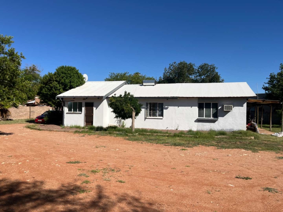 3 Bedroom Property for Sale in Blydeville Northern Cape
